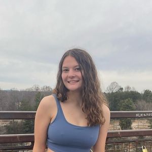 Meet your Posher, Mackenzie